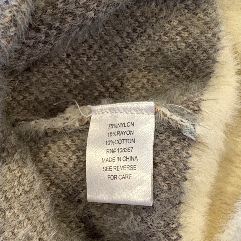 Evereve Woman’s L Plaid Knit Sweater Cream Gray Brown with Balloon Sleeves. - Picture 6 of 6